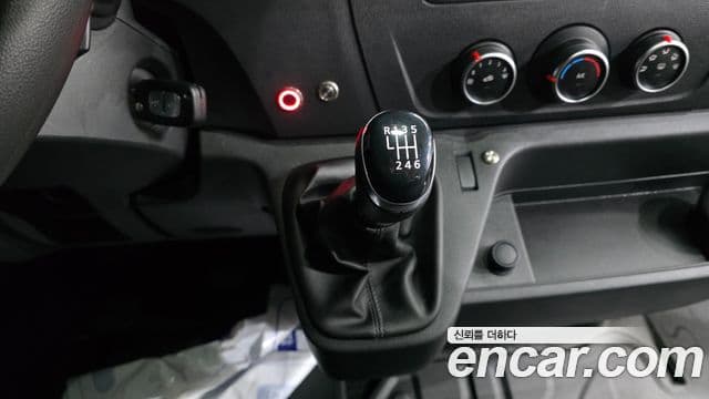 Renault Korea(Samsung) Master 2.3 15인승, 2020 9