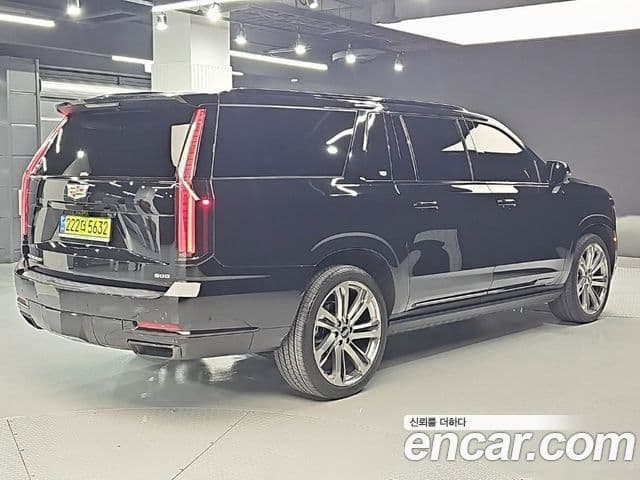 Cadillac Escalade 5세대 ESV Sport Platinum, 2025 3
