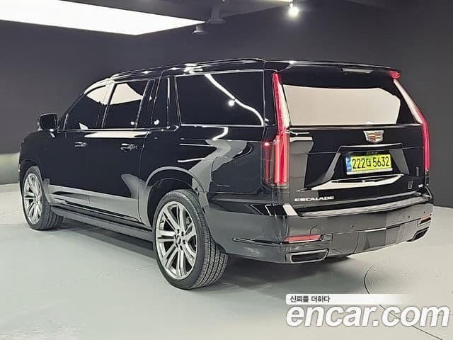 Cadillac Escalade 5세대 ESV Sport Platinum, 2025 4