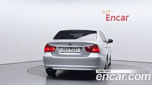 BMW 3시리즈 (E90) 320d седан, 2009 4
