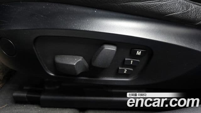 BMW 3시리즈 (E90) 320d седан, 2009 18