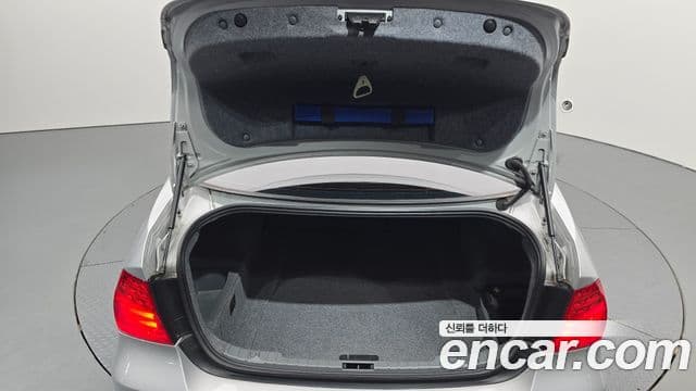 BMW 3시리즈 (E90) 320d седан, 2009 20