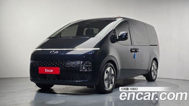 Hyundai Staria Modern, 2022 1