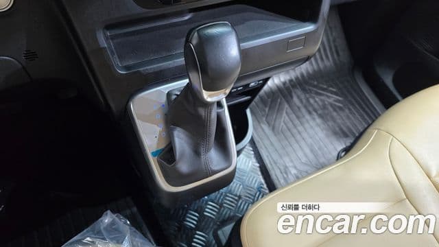 Hyundai Staria Modern, 2022 9