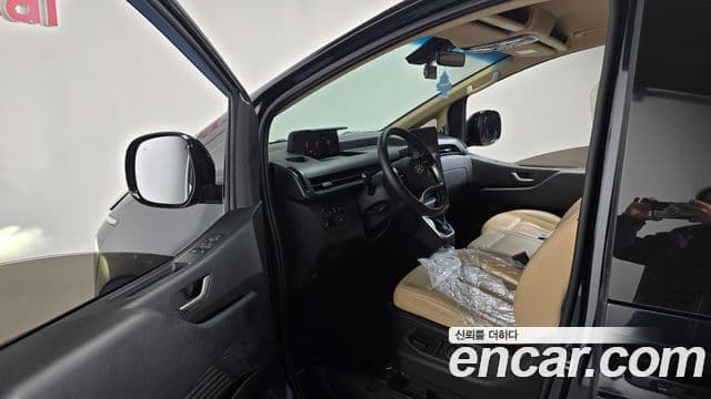Hyundai Staria Modern, 2022 10