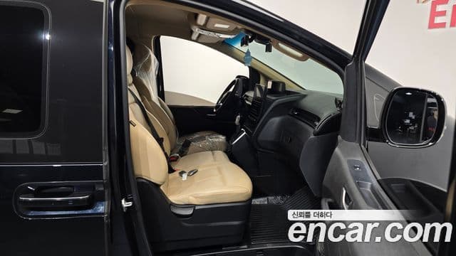Hyundai Staria Modern, 2022 11