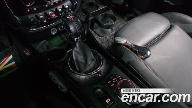 Mini Cooper D 클럽맨 2세대, 2016 9