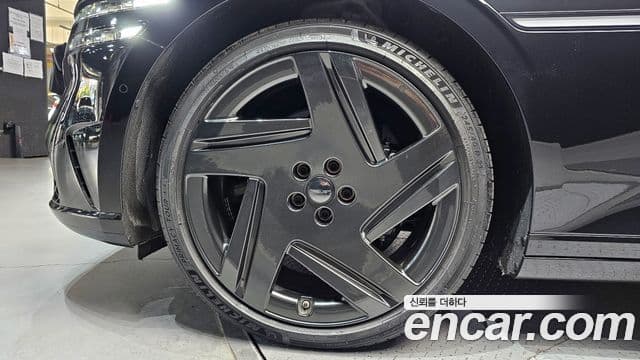 Genesis G90 (RS4) чёрный, 2025 все фото