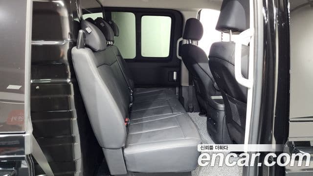 Hyundai Staria Modern, 2025 12