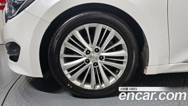 Hyundai Aslan Modern, 2015 все фото