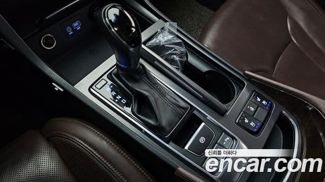 Hyundai Aslan Modern, 2015 9