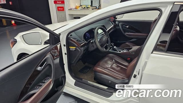 Hyundai Aslan Modern, 2015 11