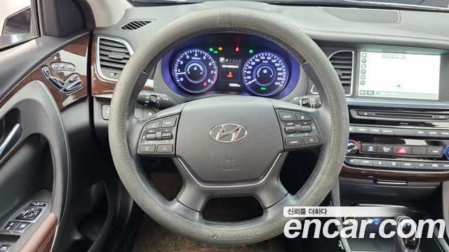 Hyundai Aslan Modern, 2015 13