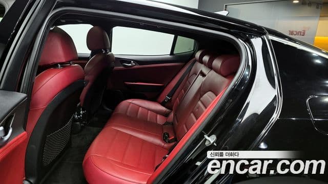 Kia 스팅어 Platinum, 2020 12