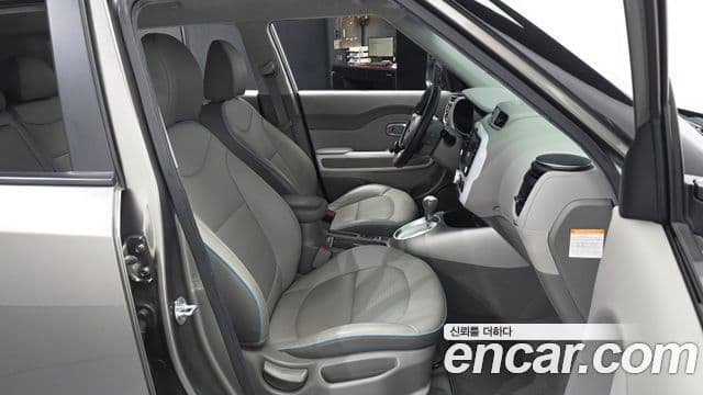 Kia Soul EV, 2018 11