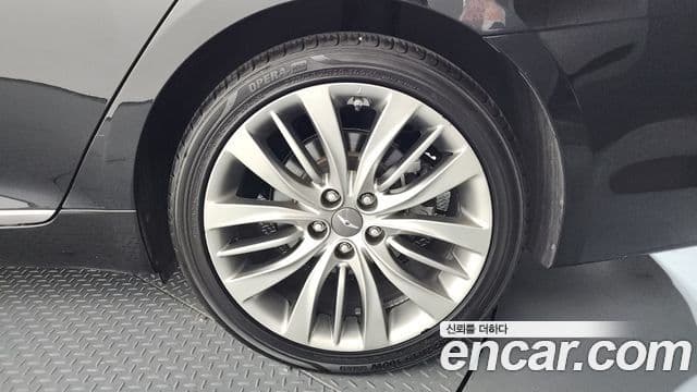 Genesis G80 Premium Luxury, 2017 все фото