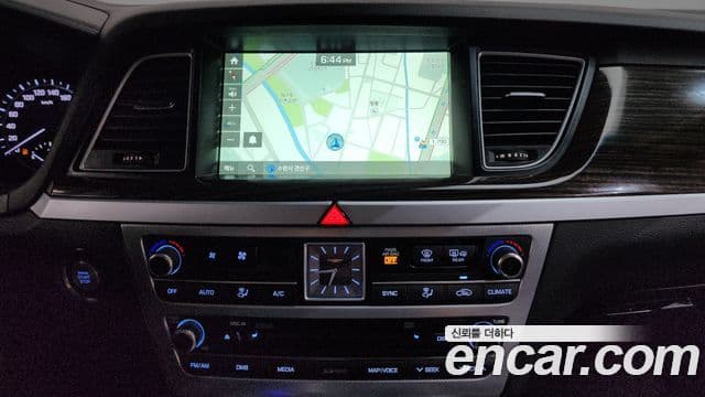 Genesis G80 Premium Luxury, 2017 15