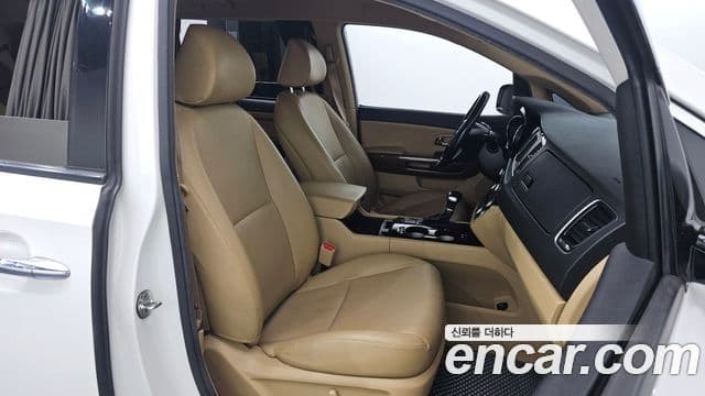 Kia All New Carnival Prestige, 2018 10