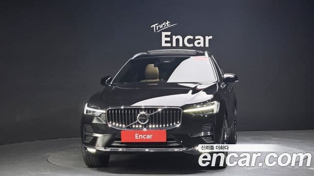 Volvo XC60 2세대 B5 Ultimate Bright, 2023 3