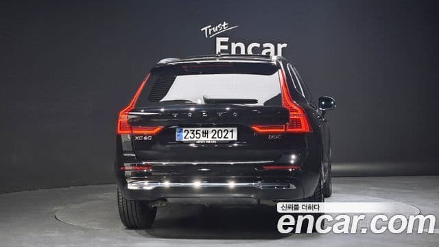 Volvo XC60 2세대 B5 Ultimate Bright, 2023 4