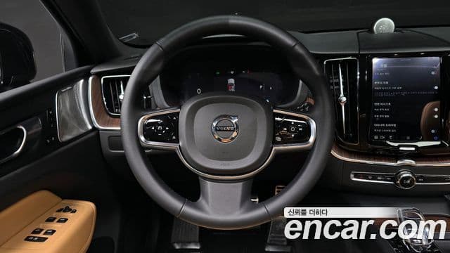 Volvo XC60 2세대 B5 Ultimate Bright, 2023 13