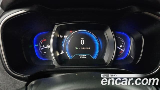 Renault Korea(Samsung) The / новый New QM6 2.0 GDe RE Signature 2WD, 2020 8