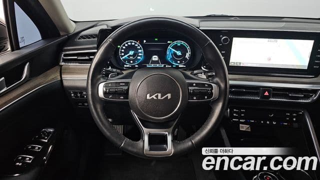 Kia K5 гибрид 3세대 Noblesse, 2023 15