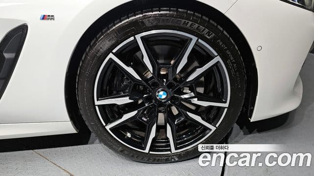 BMW 8시리즈 (G15) M850i xDrive Gran Coupe, 2025 все фото