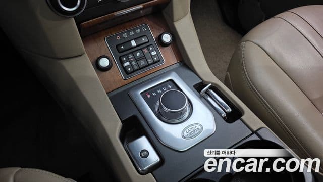 Land Rover Discovery 4 3.0 SDV6 SE, 2014 9