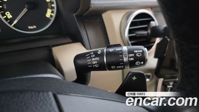 Land Rover Discovery 4 3.0 SDV6 SE, 2014 18