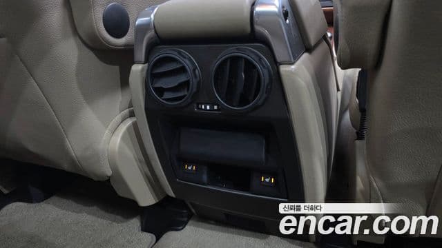 Land Rover Discovery 4 3.0 SDV6 SE, 2014 19