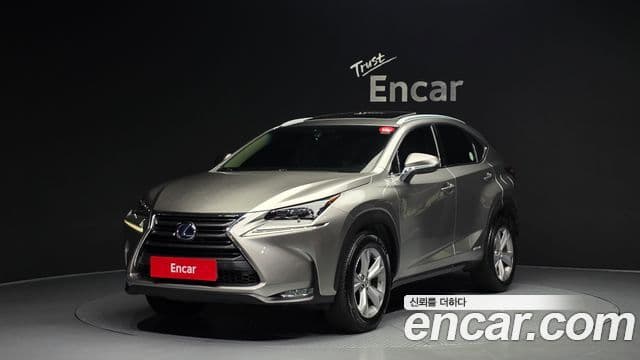 Lexus NX300h Executive, 2016 1