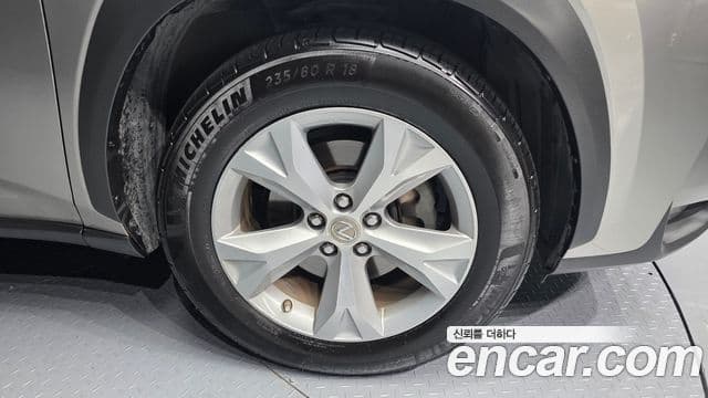 Lexus NX300h Executive, 2016 все фото