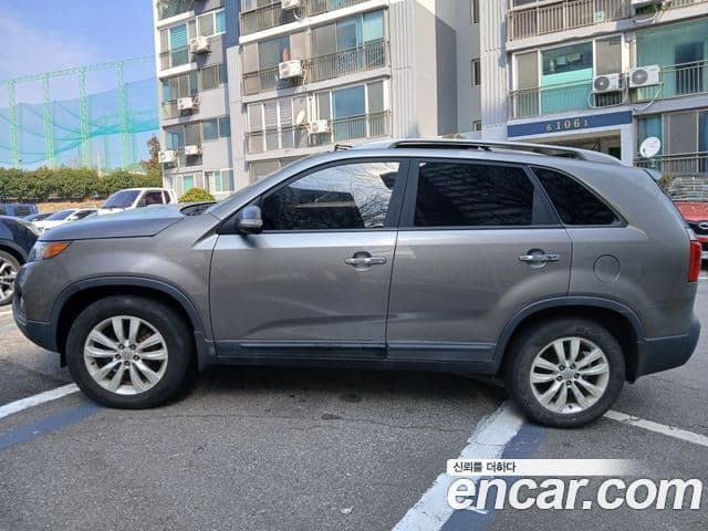 Kia Sorento R топовая версия, 2010 3