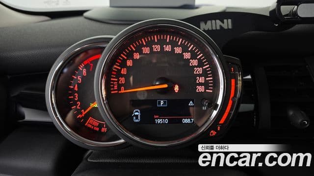 Mini Cooper 3세대, 2019 8