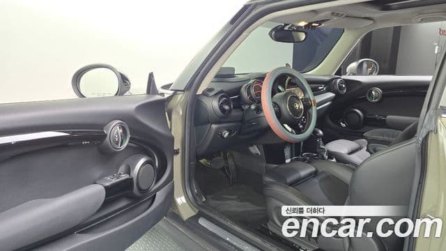 Mini Cooper 3세대, 2019 10