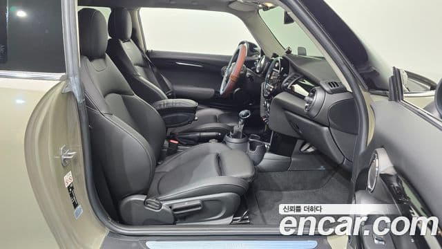 Mini Cooper 3세대, 2019 11