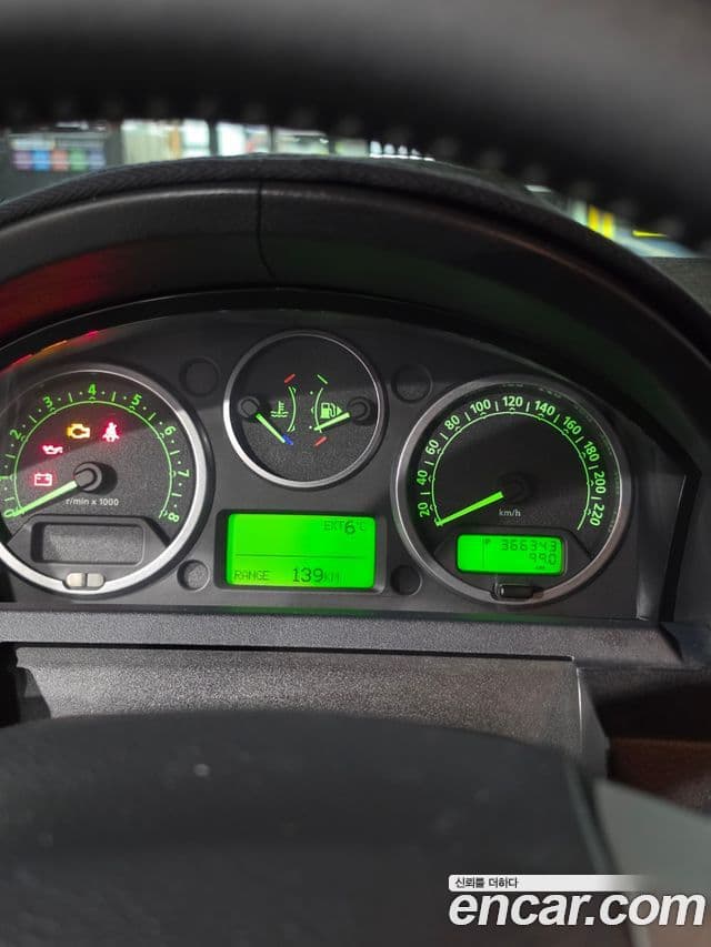 Land Rover Discovery 3 4.0 V6 HSE, 2005 9