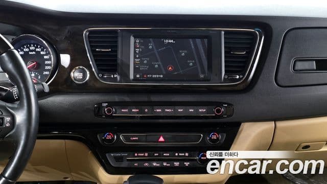 Kia The / новый New Carnival President, 2019 15