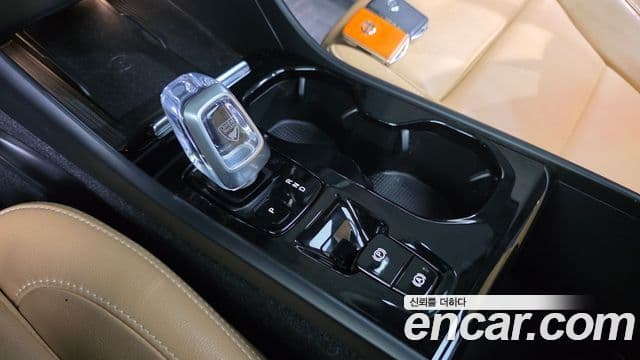 Volvo XC40 B4 Inscription, 2021 9