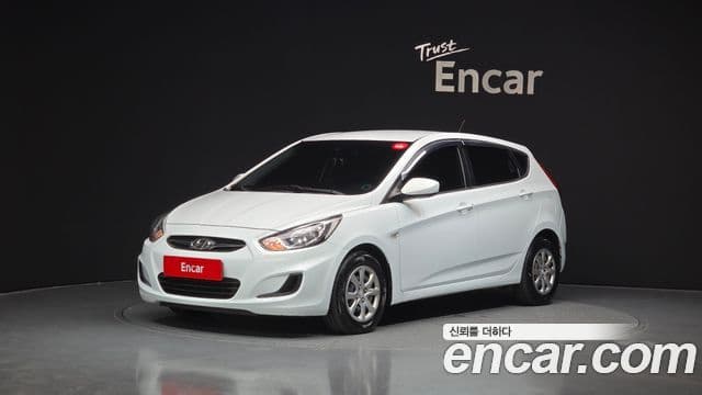 Hyundai Accent(новый кузов / новое поколение) Wit дизель 1.6 VGT Smart, 2014 1