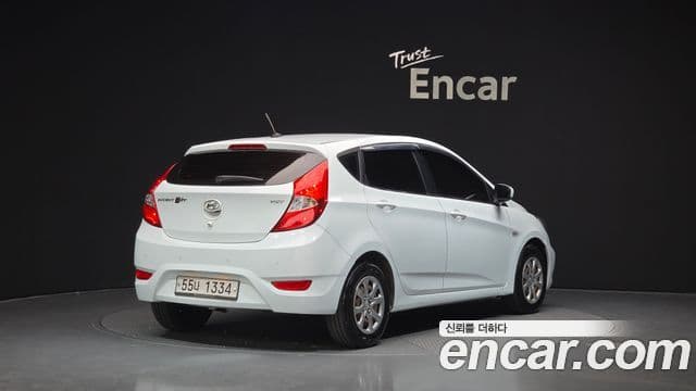Hyundai Accent(новый кузов / новое поколение) Wit дизель 1.6 VGT Smart, 2014 2