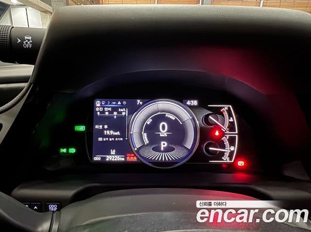 Lexus ES300h 7세대 Executive, 2025 8