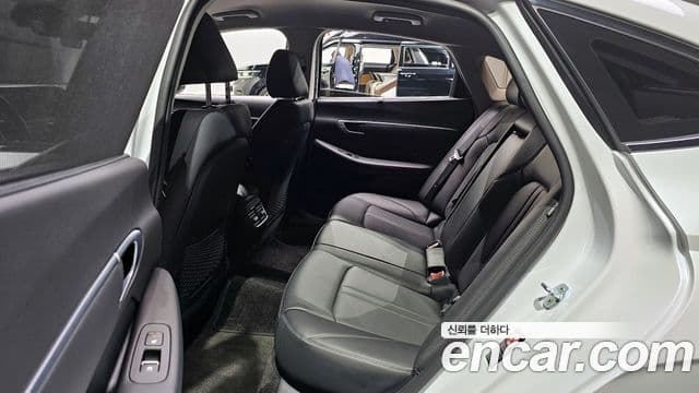 Hyundai Sonata (DN8) Premium Family, 2020 12