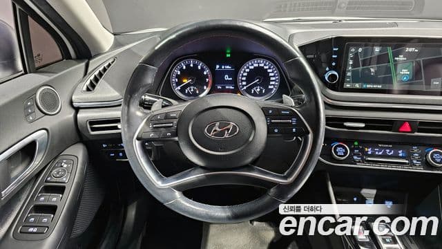 Hyundai Sonata (DN8) Premium Family, 2020 13