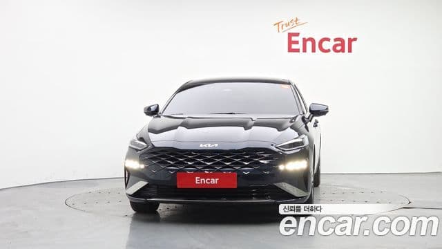 Kia K8 Signature, 2022 3