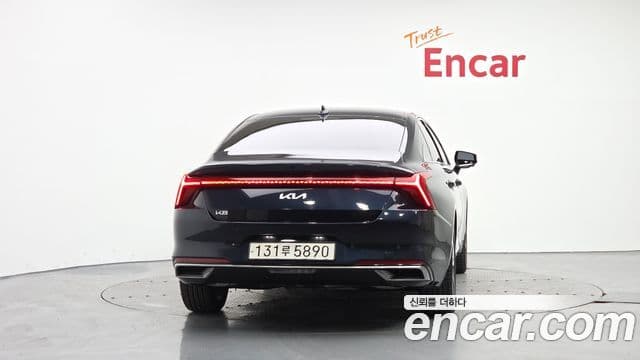 Kia K8 Signature, 2022 4