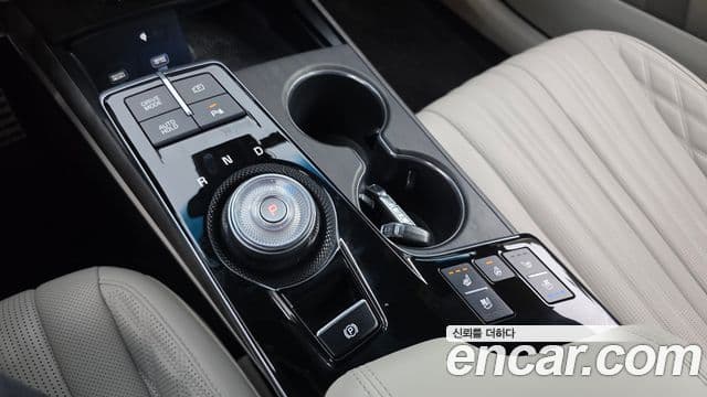 Kia K8 Signature, 2022 9