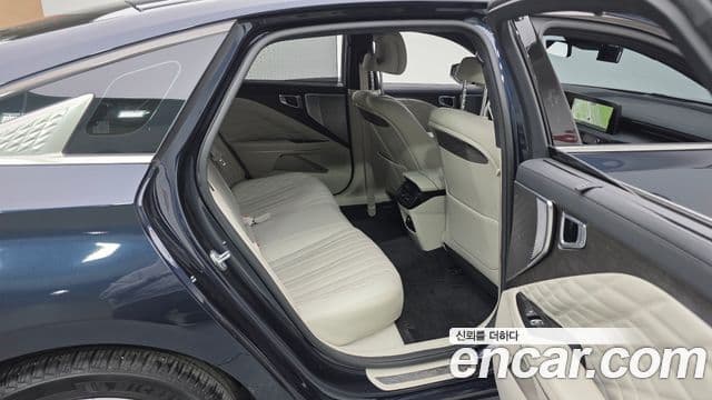 Kia K8 Signature, 2022 12