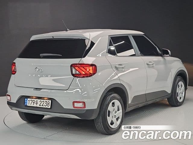Hyundai Venue 1.6 Smart, 2022 4